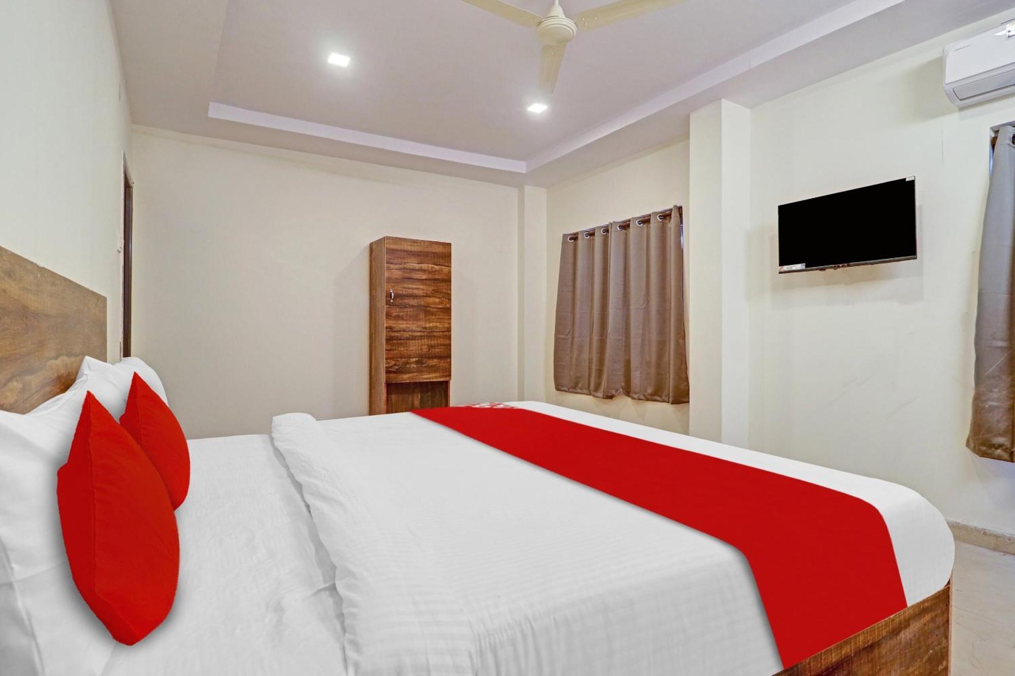Hotel O R Square Inn Hyderabad Exterior foto
